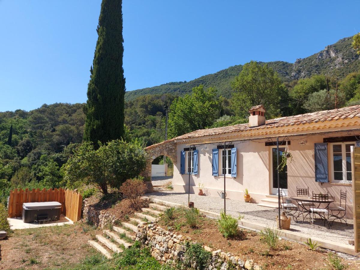 Maison à la campagne avec SPA et piscine Tourrettes-sur-Loup Extérieur photo